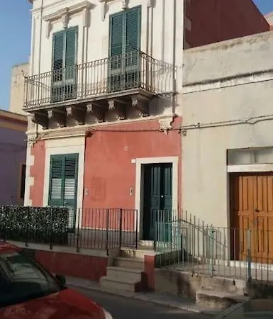 Mansarda Saffi Tatil Evi Pozzallo